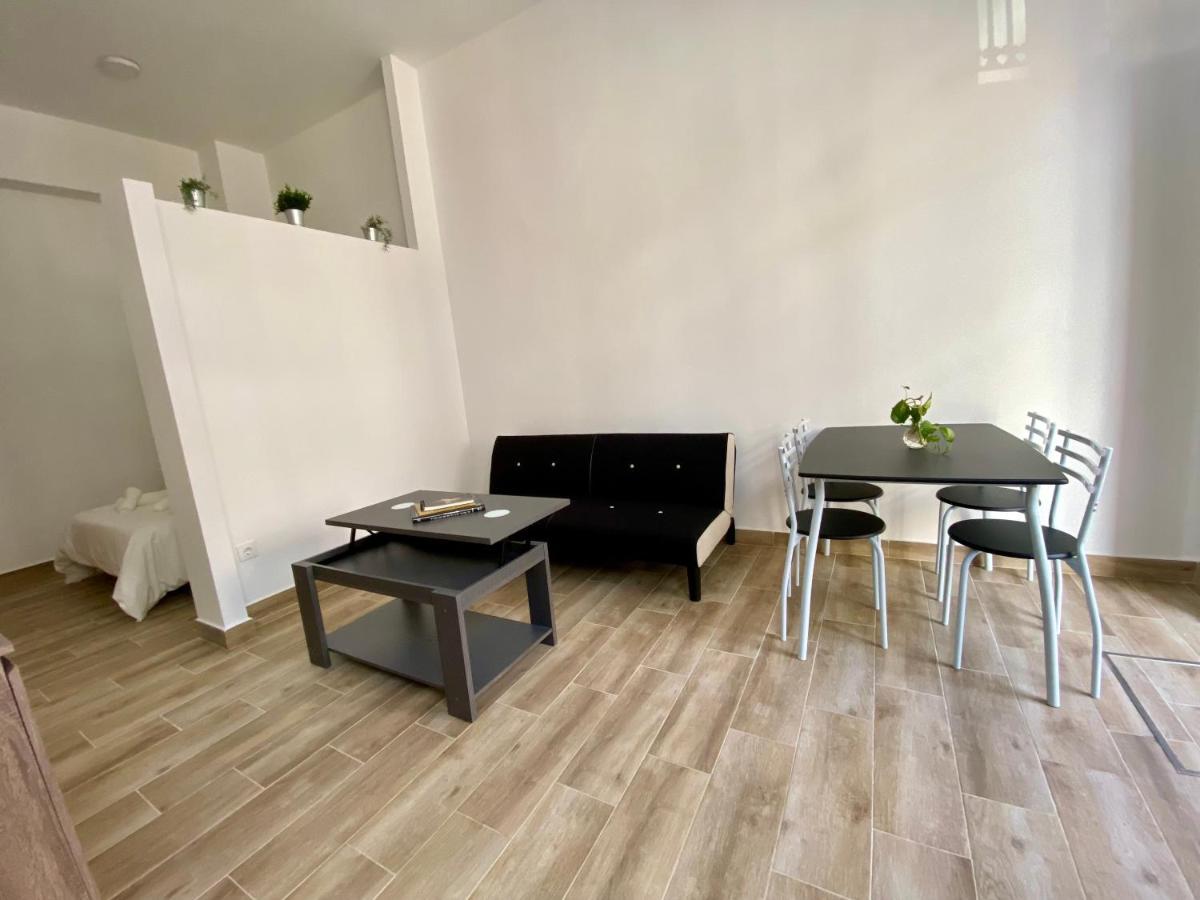 Apartamento Cruz Roja A Севилья Экстерьер фото