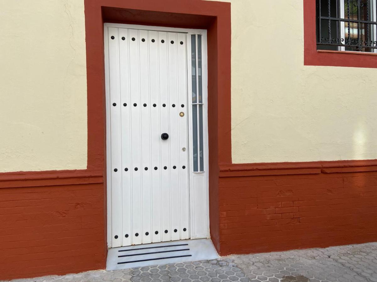 Apartamento Cruz Roja A Севилья Экстерьер фото