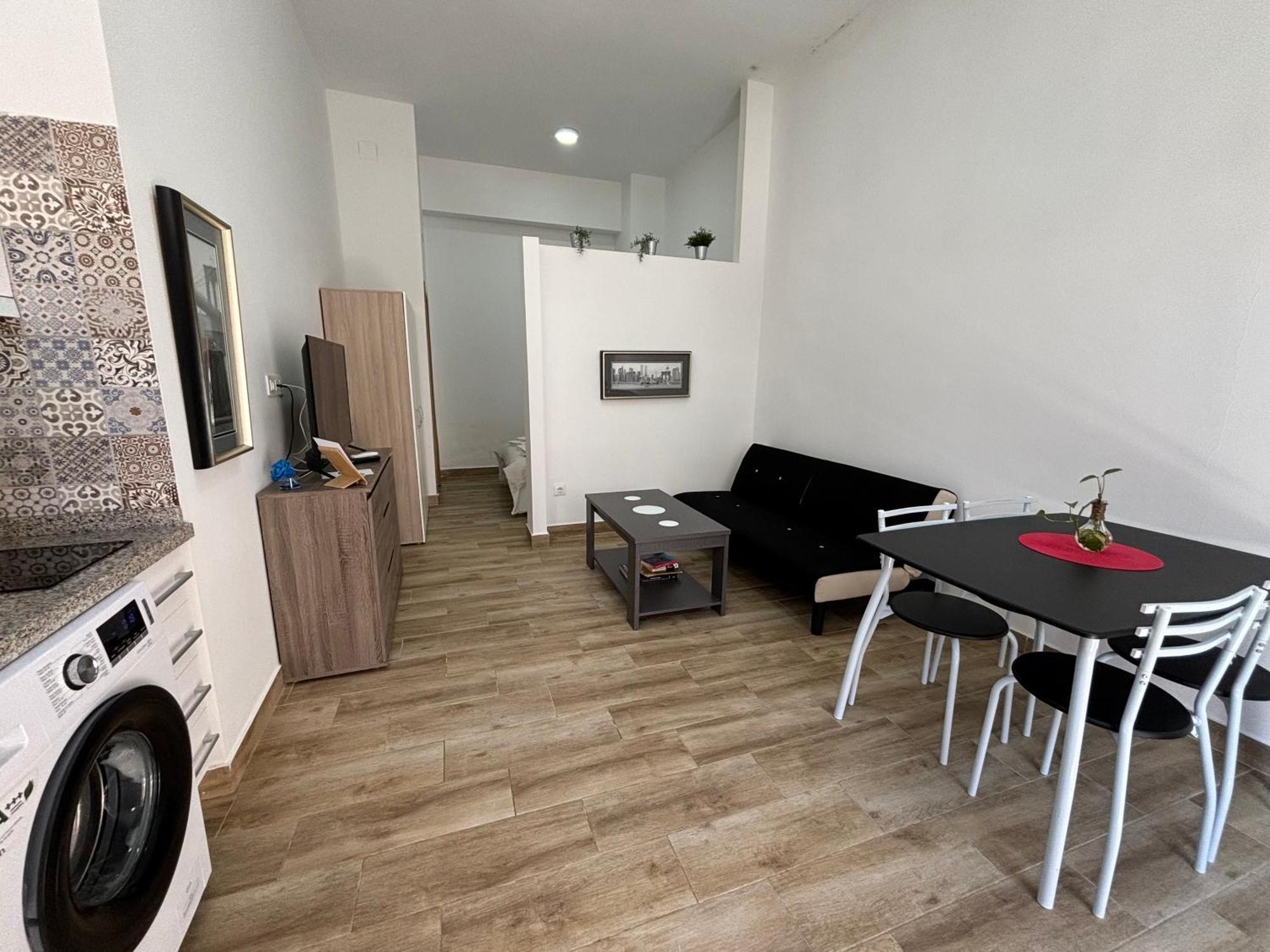 Apartamento Cruz Roja A Севилья Экстерьер фото